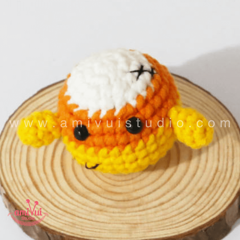 Candy Corn Halloween keychain - Free Amigurumi Pattern by AmivuiStudio