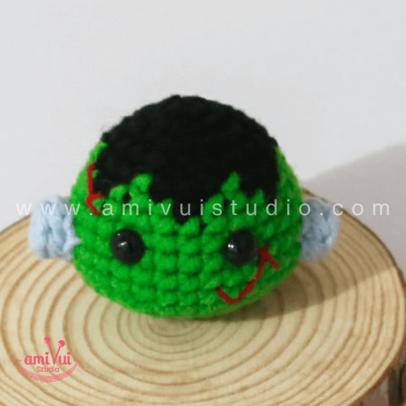 Green Monster keychain - Free Amigurumi Pattern by AmivuiStudio