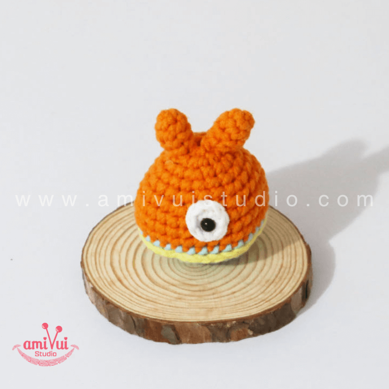 Monster keychain - Free Amigurumi Pattern by AmivuiStudio