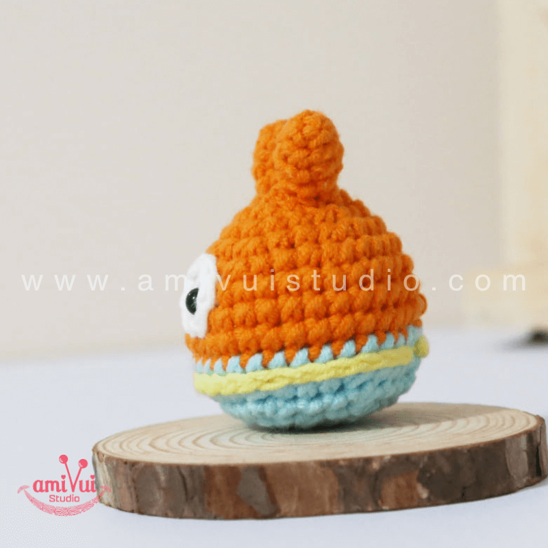 Monster keychain - Free Amigurumi Pattern by AmivuiStudio