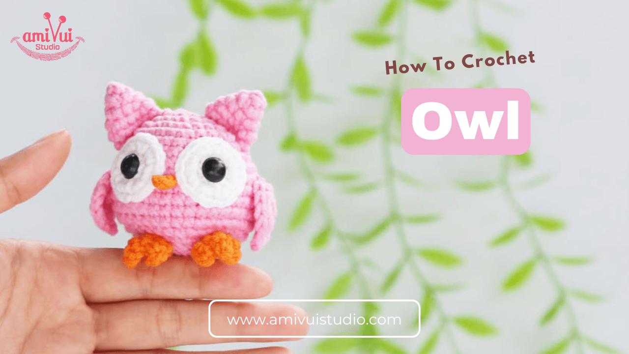 Baby Owl keychain free amigurumi crochet pattern