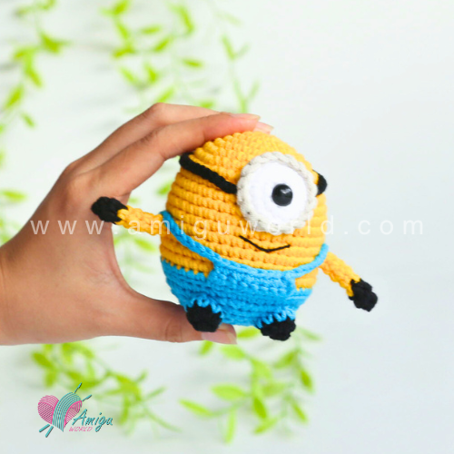 Amigurumi Stuart Minion free crochet pattern