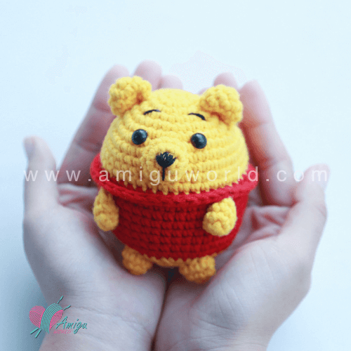 Chart móc gấu Pooh nhân vật Disney bằng len miễn phí