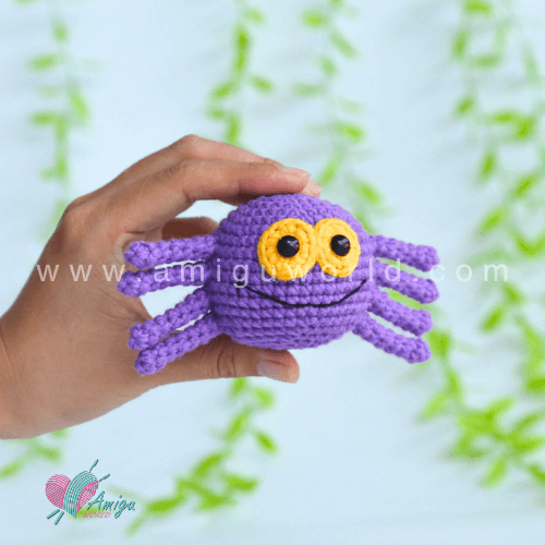 Spider free amigurumi crochet pattern