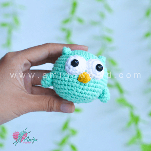 Little owl keychain free amigurumi crochet pattern