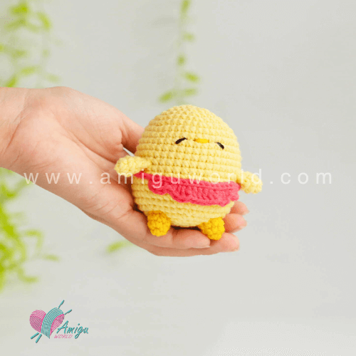 Amigurumi chicken with apron free pattern crochet