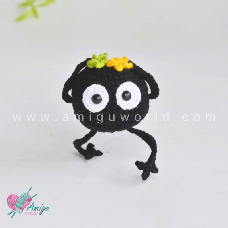 Amigurumi Susuwatari Free Crochet Pattern by AmiguWorld