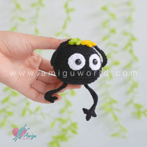 Amigurumi Susuwatari characters free crochet pattern