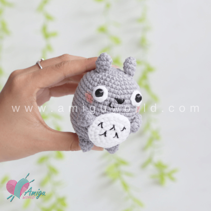 Amigurumi little Totoro Free Crochet Pattern by AmiguWorld