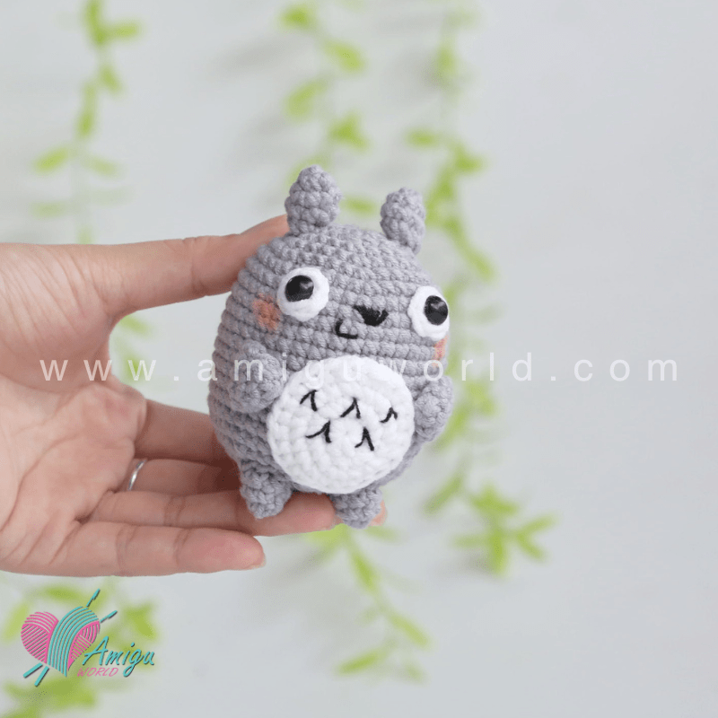 Amigurumi little Totoro Free Crochet Pattern by AmiguWorld