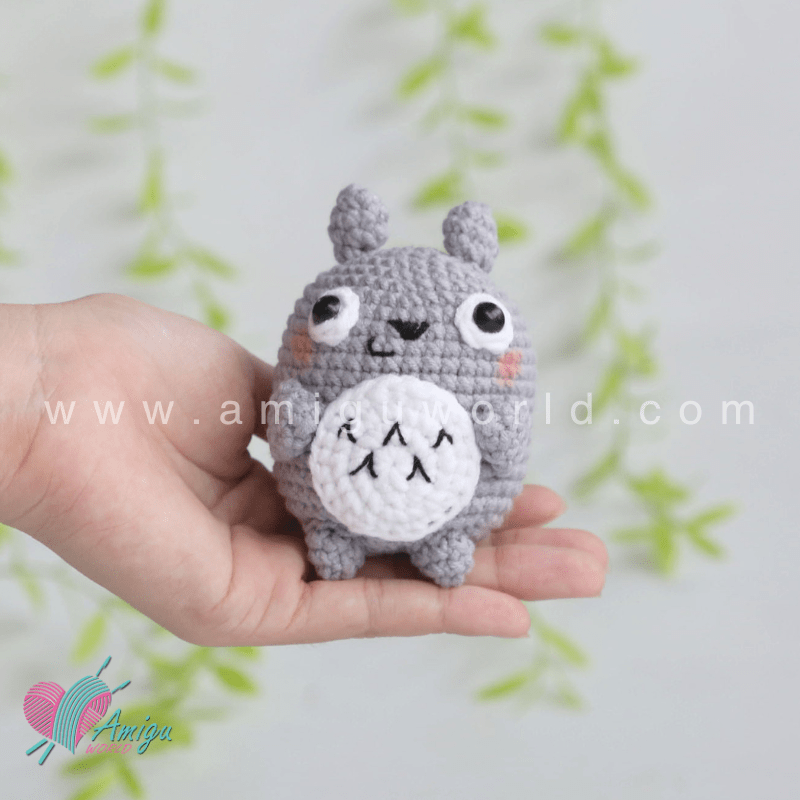 Amigurumi little Totoro Free Crochet Pattern by AmiguWorld
