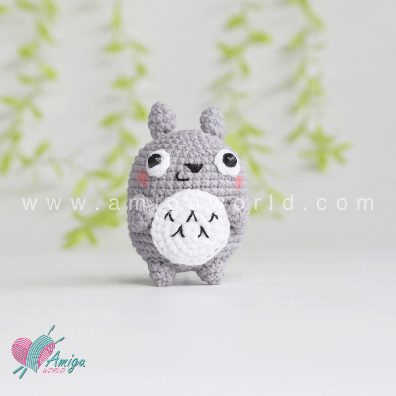 Amigurumi little Totoro Free Crochet Pattern by AmiguWorld