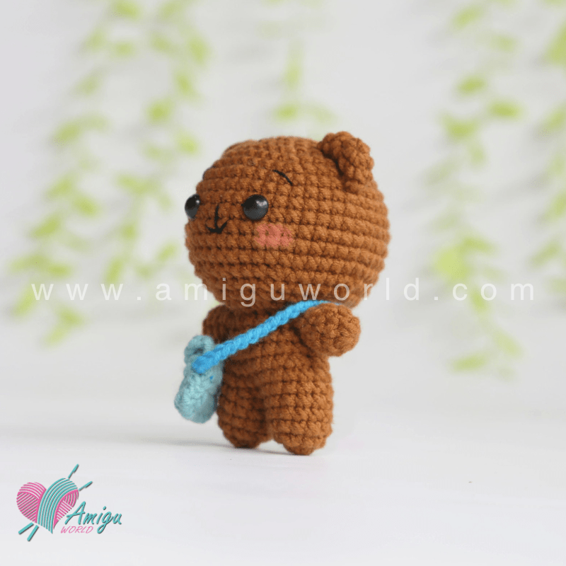 Amigurumi Little Bear goes to school Crochet pattern by AmiguWorld