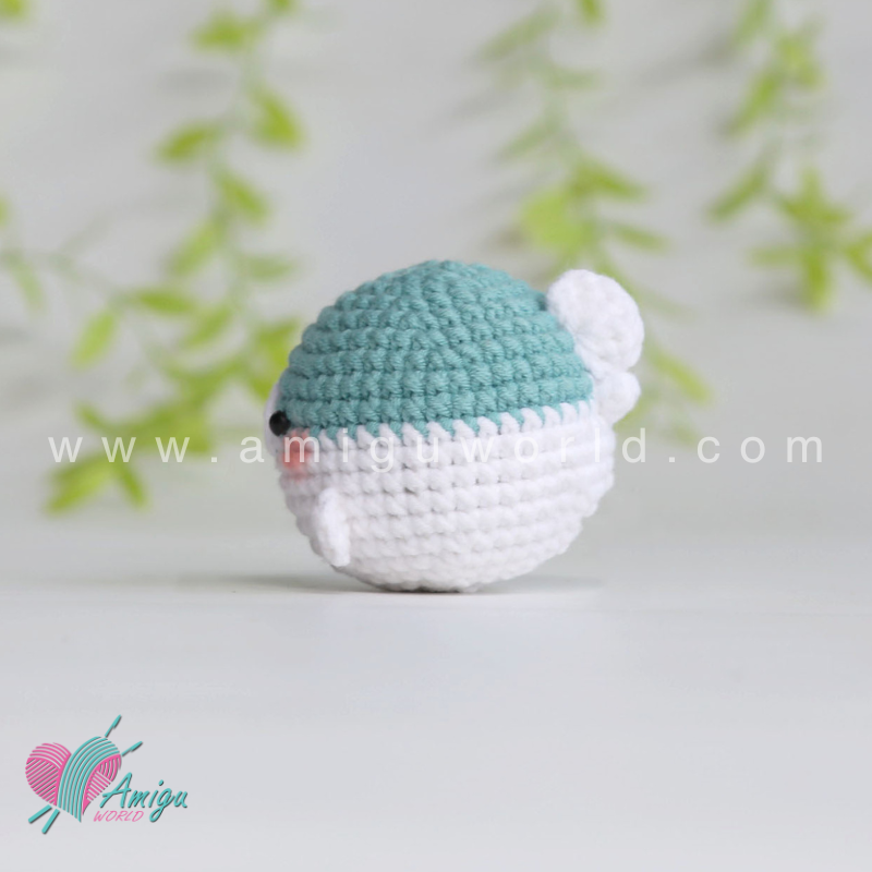 Amigurumi Fat Fish Crochet pattern by AmiguWorld