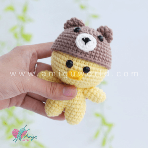 Amigurumi Little Duck with Bear Hat – Cute and Cozy Crochet Pattern