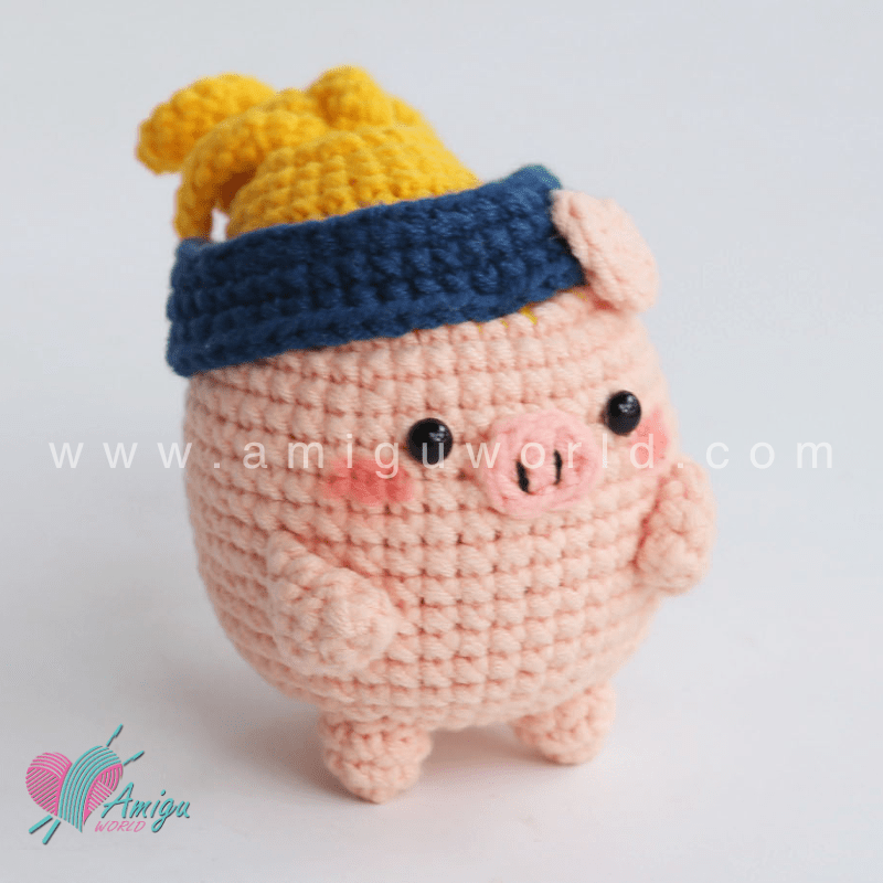 Amigurumi Pig Boxer Crochet pattern by AmiguWorld