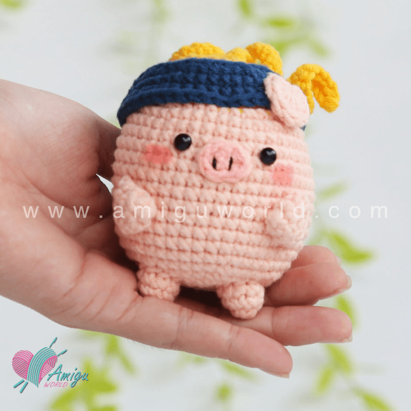 Amigurumi Pig Boxer Crochet pattern by AmiguWorld