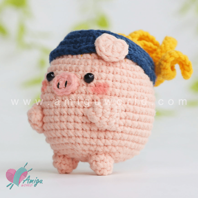 Amigurumi Pig Boxer Crochet pattern by AmiguWorld