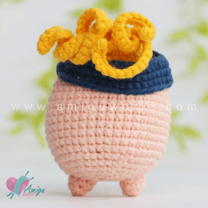 Amigurumi Pig Boxer Crochet pattern by AmiguWorld