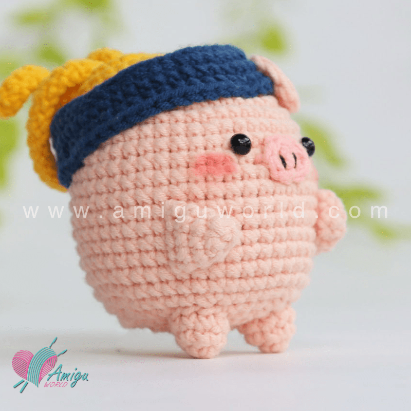 Amigurumi Pig Boxer Crochet pattern by AmiguWorld