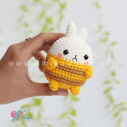 Little Molang in Bee Outfit amigurumi – Free crochet Pattern